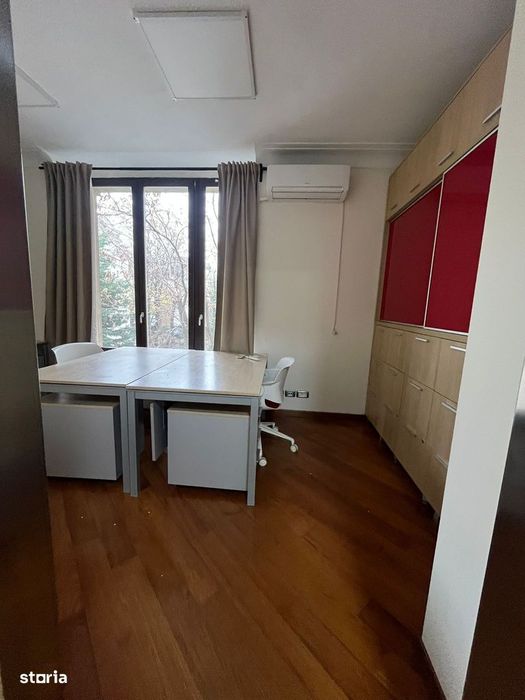 Apartament 4 camere superb 3min de Victoriei 15 min de Aeroport