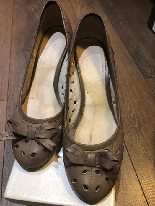 Дамски обувки. Номер 38 естествена кожа! Летни обувки.