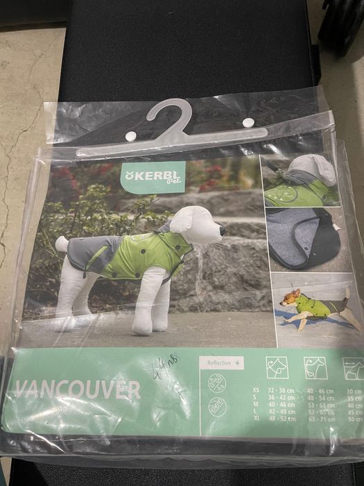 Якета за куче Kerbl Dog Coat Vancouver  размер L и Canada pooch
