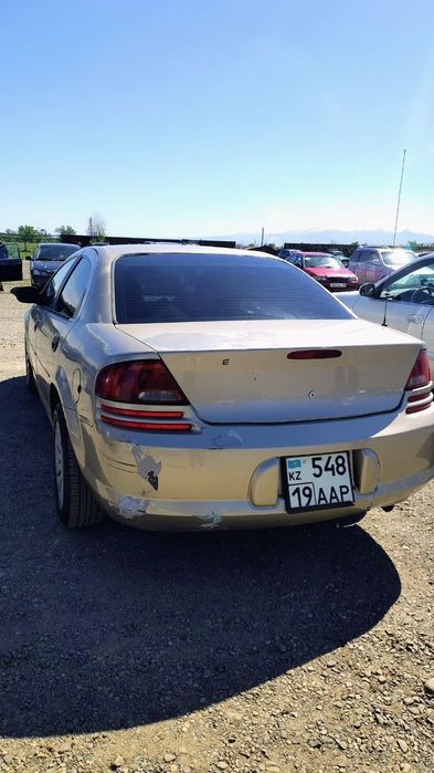 Продам машину Dodge