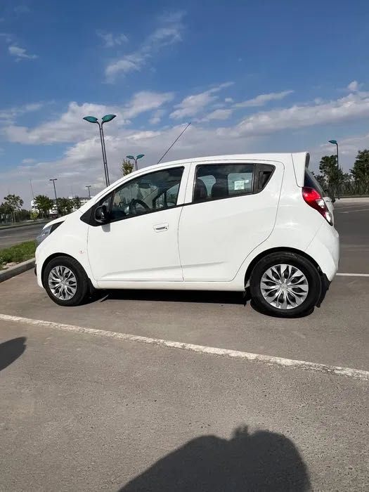 Spark 2 в идеальном состоянии 45 000км пробег