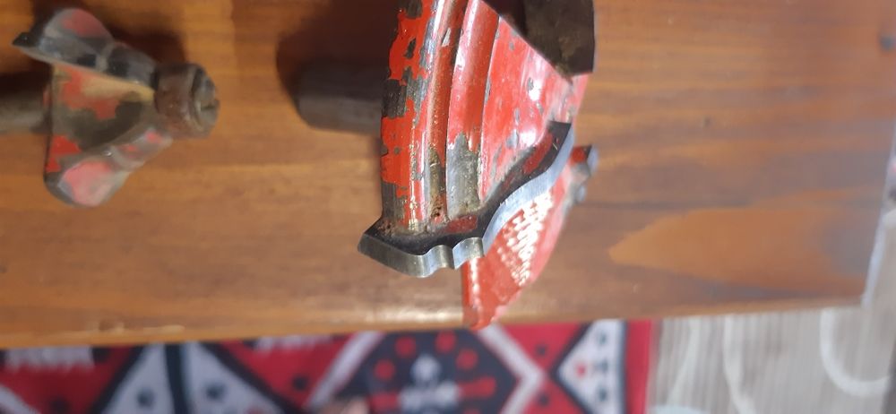 професионални фрезери за дърво 21бр различни шарки 14мм