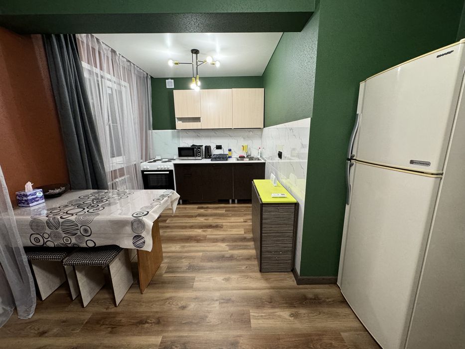 Сдается 2-х комнатная люкс посуточно