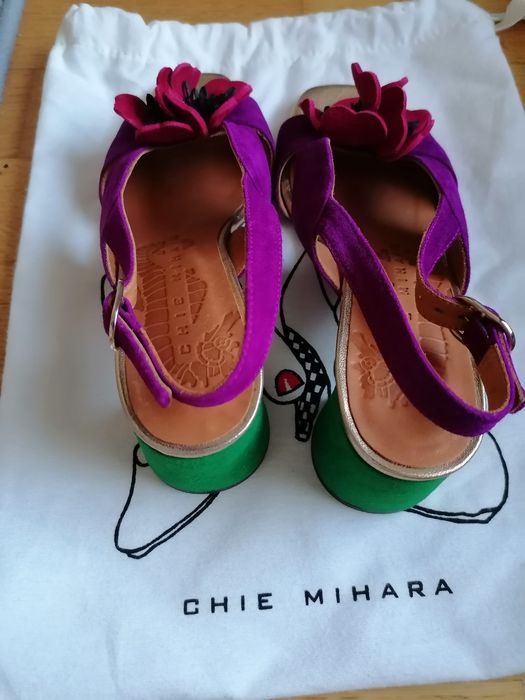 Sandale Chie Mihara mărimea 36.5 - NOI Iasi • OLX.ro