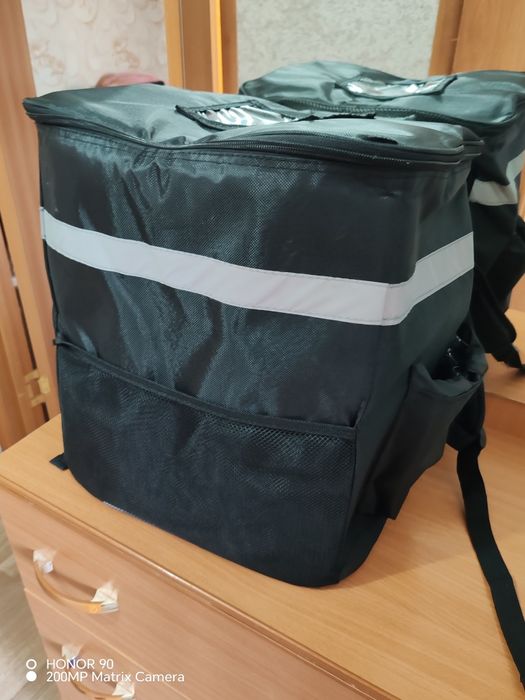 Продам рюкзак курьера 4000