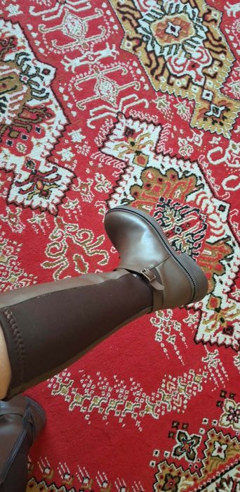 Нови кафяви ботуши 40 размер