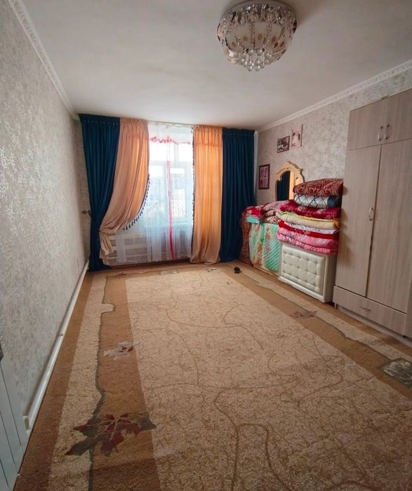 Частный дом с магазином