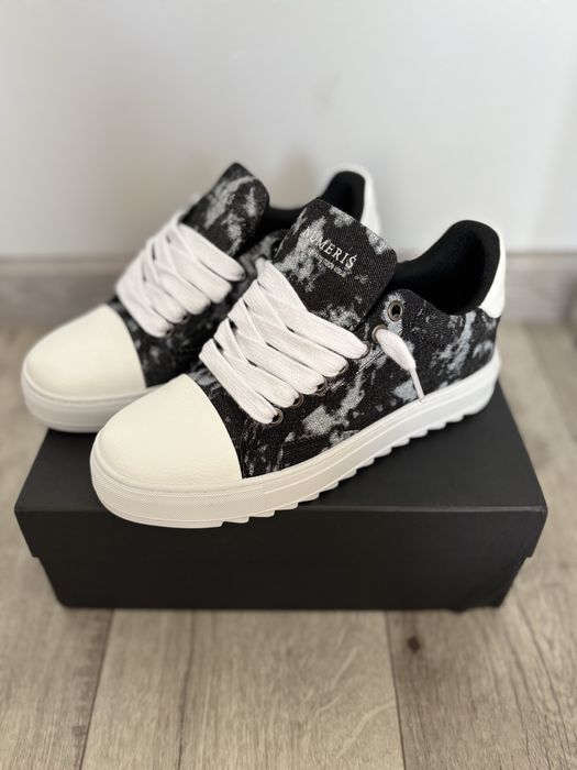 Numeris shoes