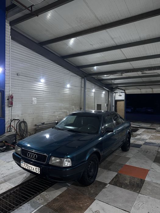 продам Audi 80B4