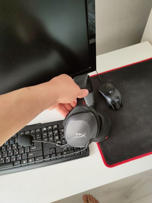 Продам наушники хайпер х