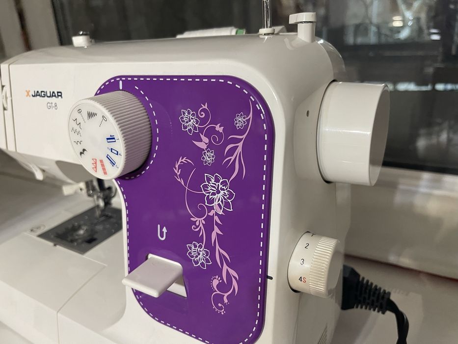 Продается швейная машина  ‘Jaguar GT 8’