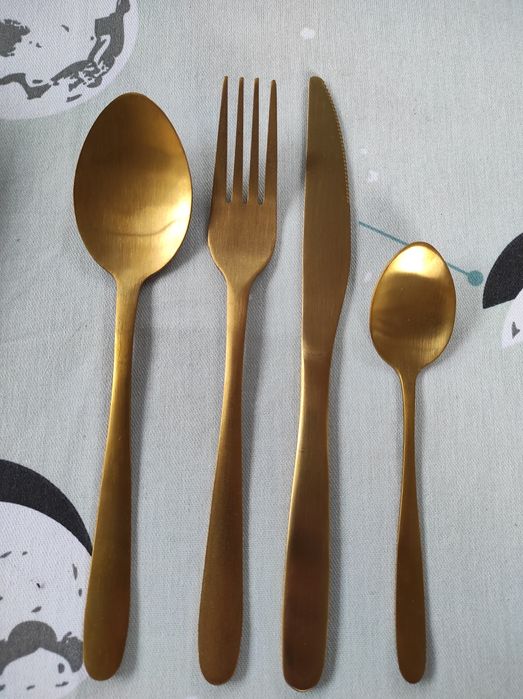 Прибори за хранене