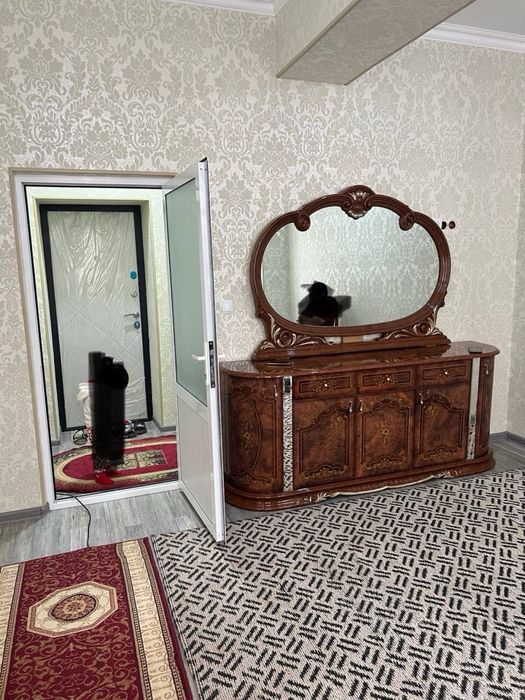 1 xonali uy sotiladi