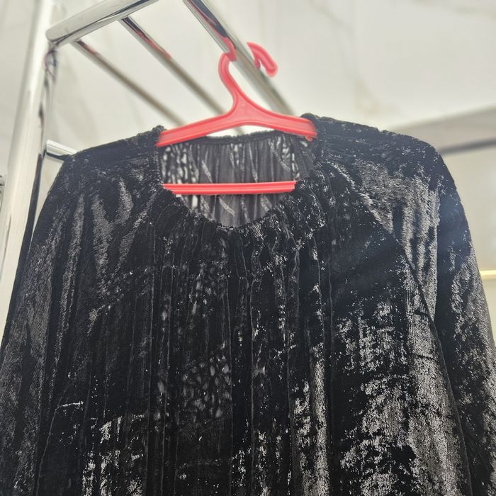 Срочно продам платье шикарное