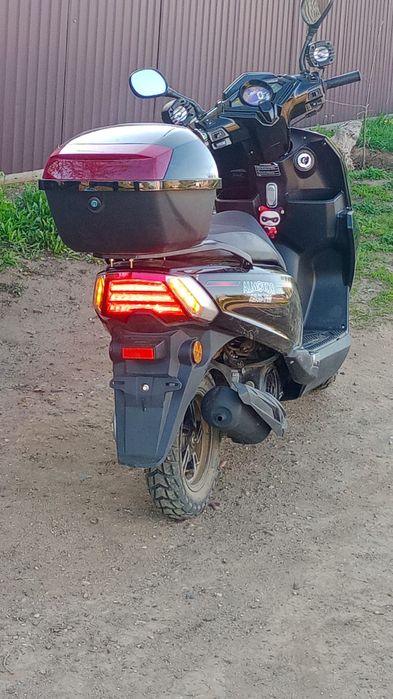 Продам скутер Almotor