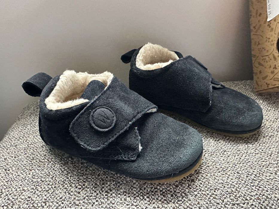 Пантофи / топлинки за бебе вълна  Wheat taj wool размер 21