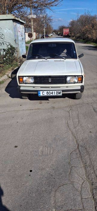 Продавамв добро състояние