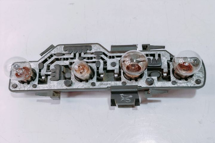 Soclu Stop Dreapta  6N0945257B Volkswagen VW Polo a 3-a generatie 6N