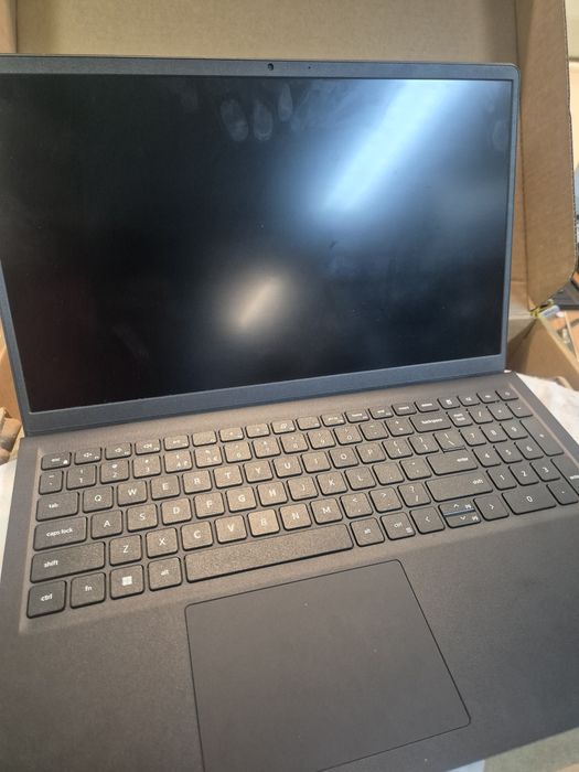 Dell Vostro 15" 16gb RAM 512gb SSD