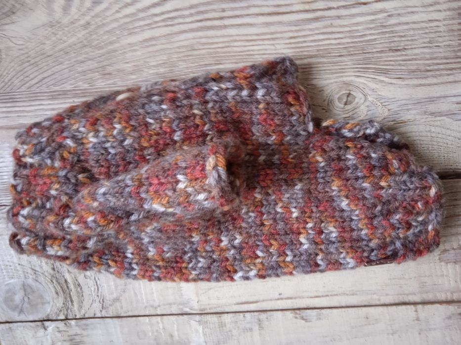 Кучешки пуловери (дрехи)- ръчно плетени