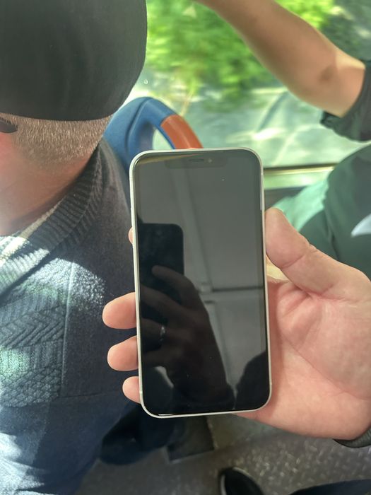 Продам или обмен iPhone XR в корпусе iPhone 17 Pro