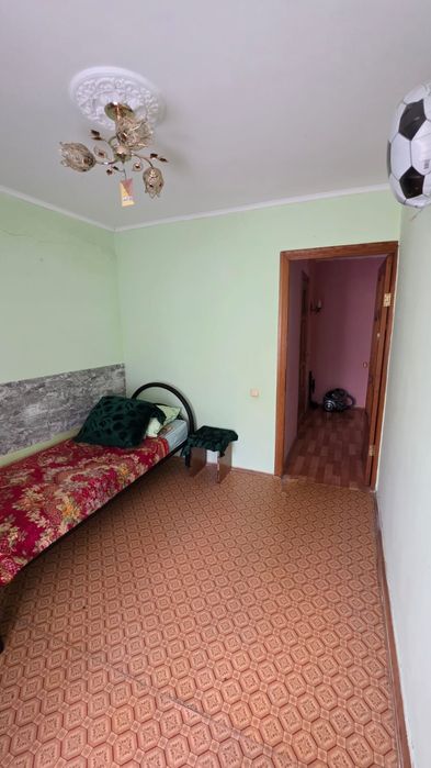 Сдам революция 3х комн свободна