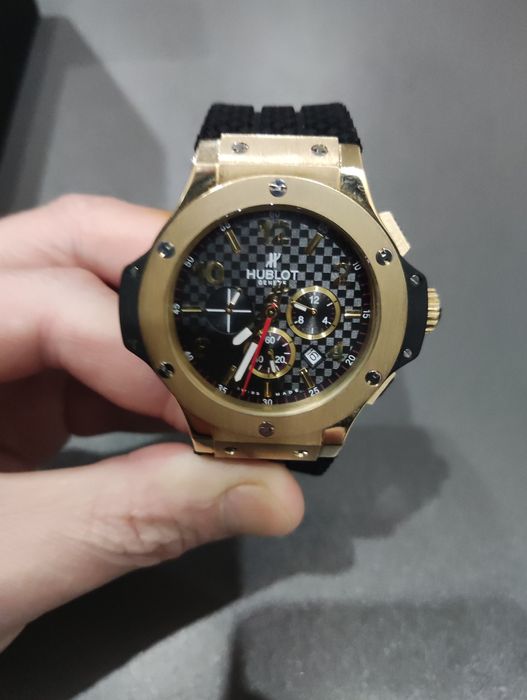Продаю дорогие золотые часы HUBLOT !