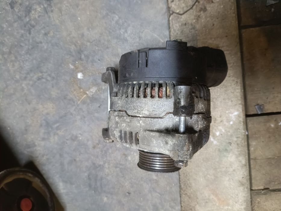 Генератор Ауди 100 2.6