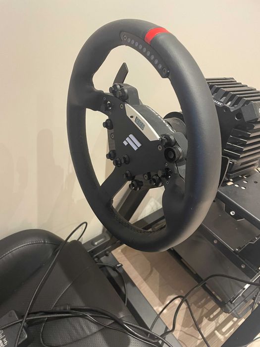 Цял sim racing сетъп Fanatec