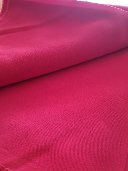 Material tergal rosu - 2,5x1,42 m - pentru cusut