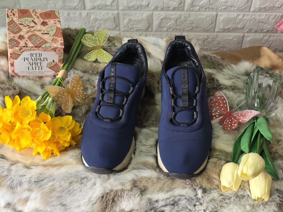 Prada оригинални дамски кецове N36,5