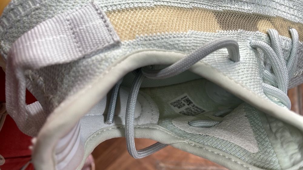 Adidas yeezy boost 350 v2