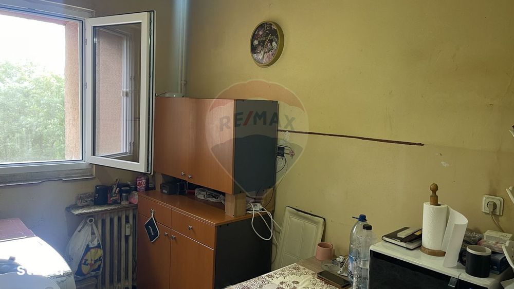 DE VANZARE Apartament 2 camere decomandat Piața Progresul