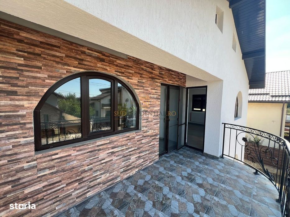 Vila individuala cu 7 camere, 5 dormitoare, teren 363 mp-Com. Berceni