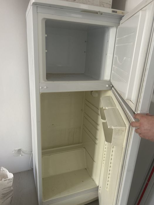 Продам холодильник ATLANT