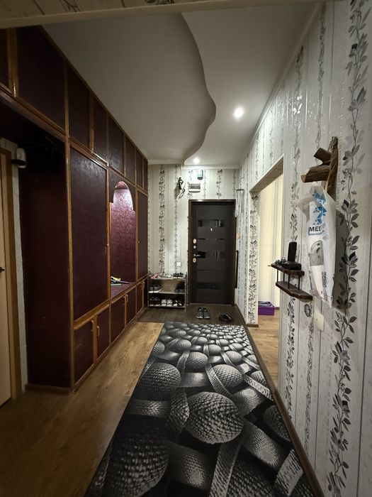 Срочно продается 3-х комн квартира в Куйлюк массив-5, 3/5/5