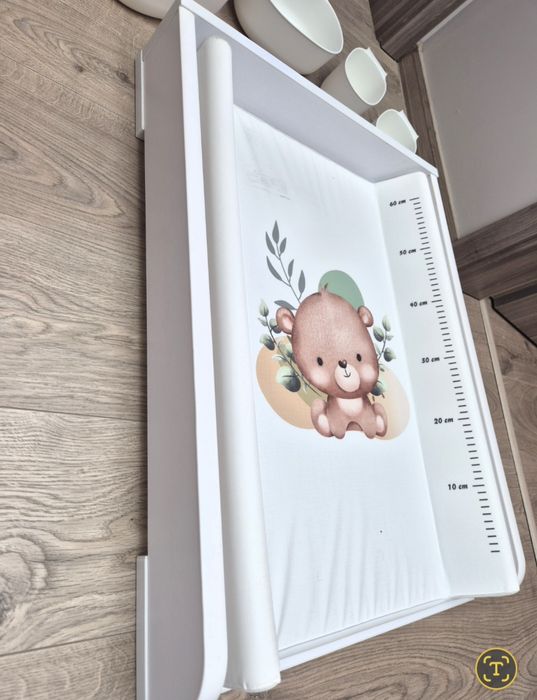 Повивалник за скрин