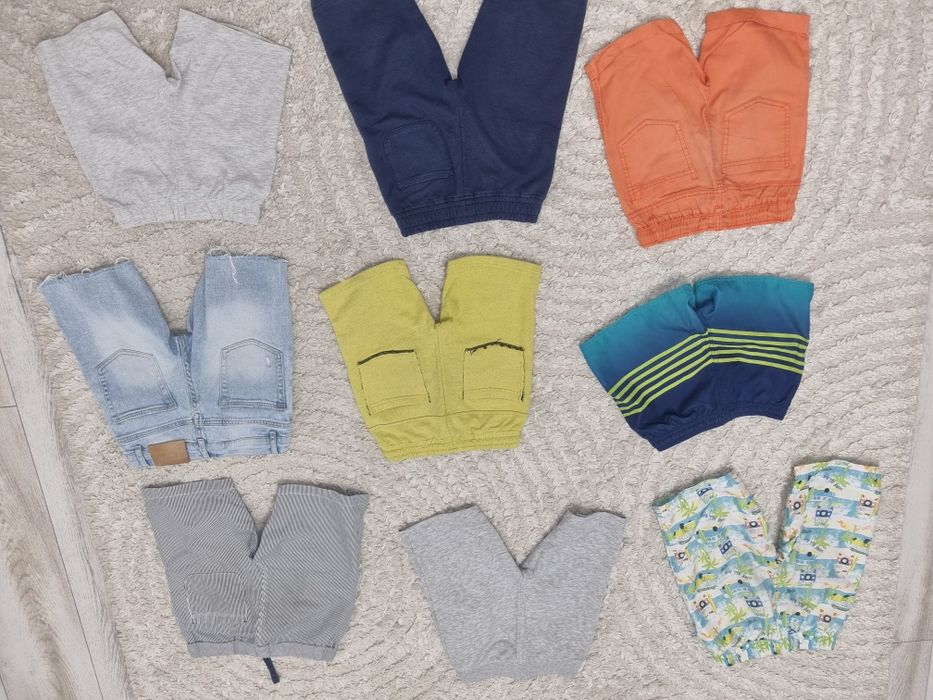 Vand lot tricouri si pantaloni scurți baieti, marime 116-122