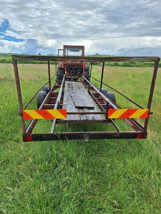 Vand remorca pe doua axe