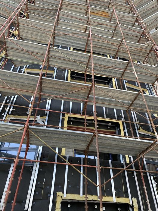 Скеле фасадно наем, монтаж, демонтаж 4 лв/м2