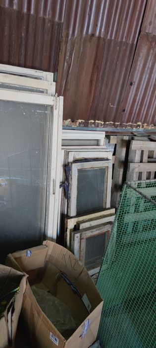 Рамы деревянные со стеклом