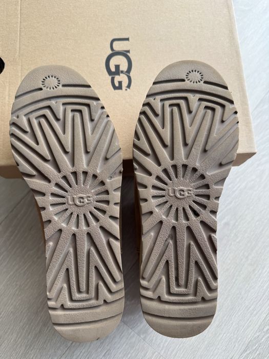 Ghete piele ugg