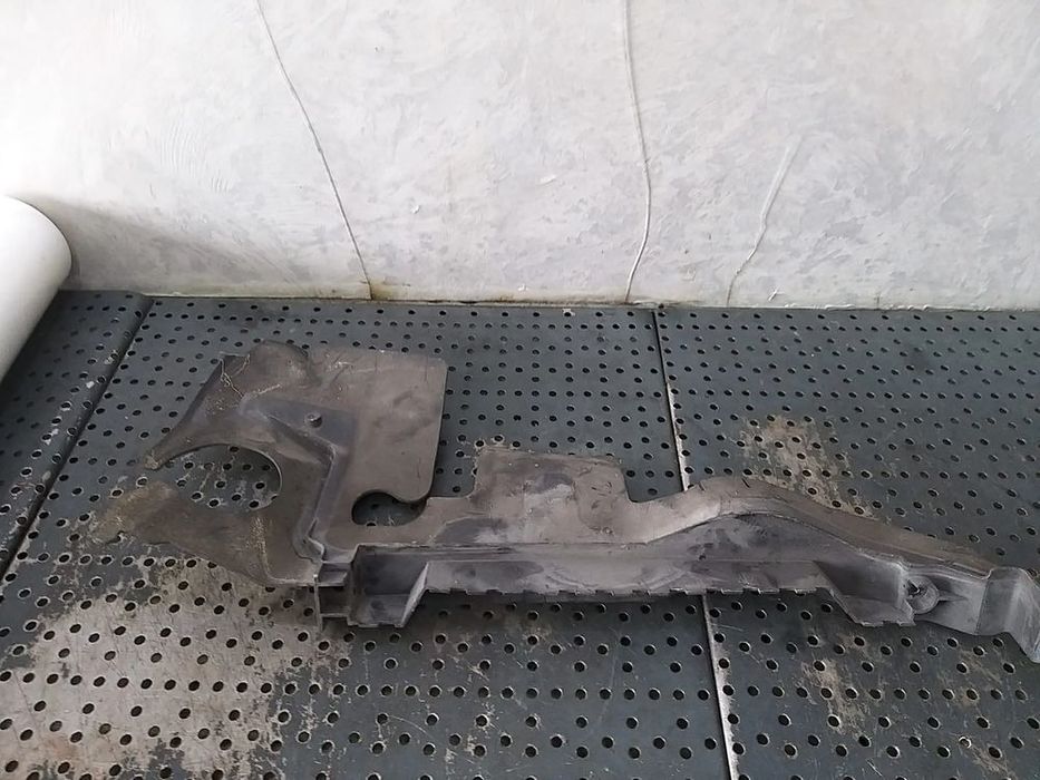 Deflector aer dreapta audi a6 c6 4f 4f0121284g