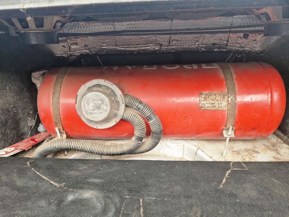 Газ балон машинаға