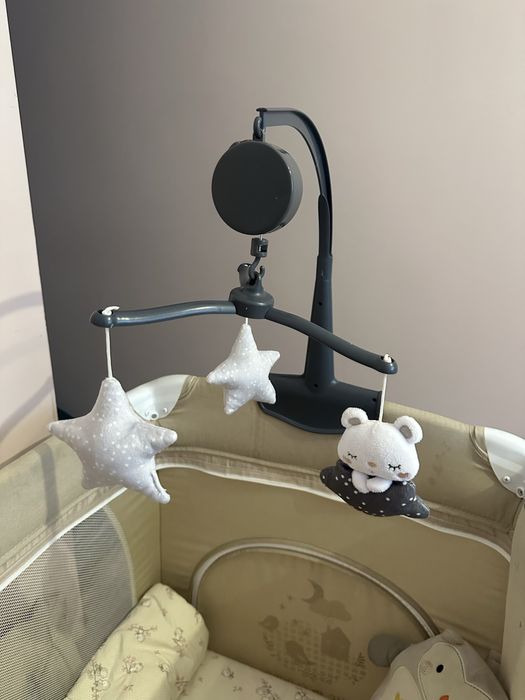 Бебешка музикална вътележка за  кошара