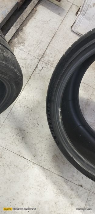 Продам шины 295/30/21