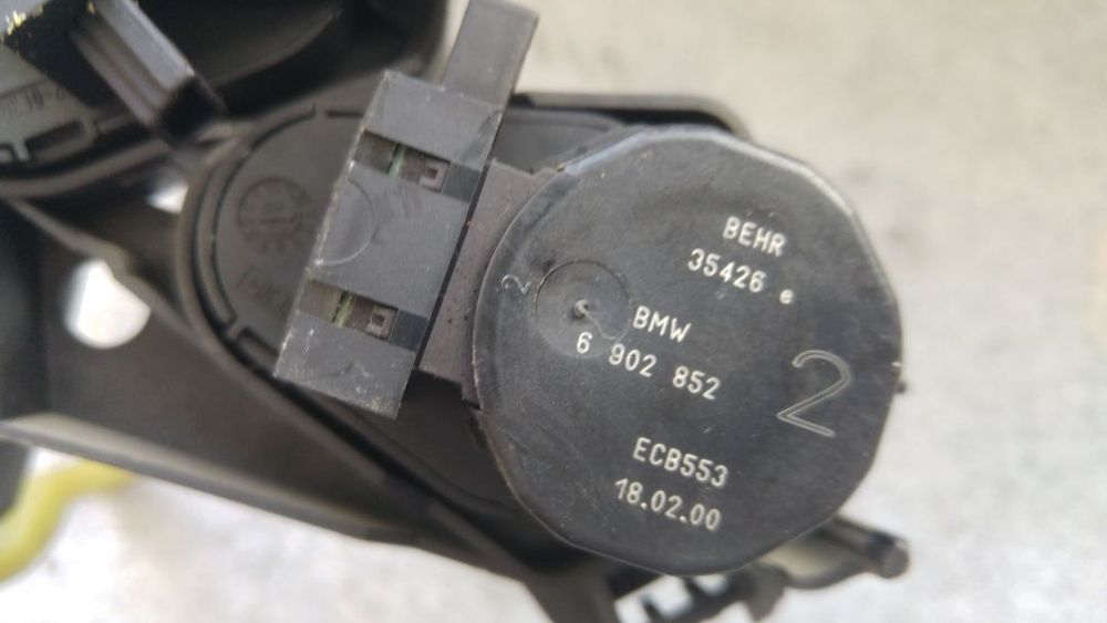 motoras aeroterma bmw e46 6902852