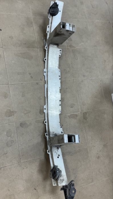 Mercedes E w213 C w205 CLS w257 греда с буфери