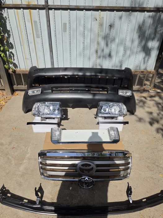 Решетка радиатора Land Cruiser 100