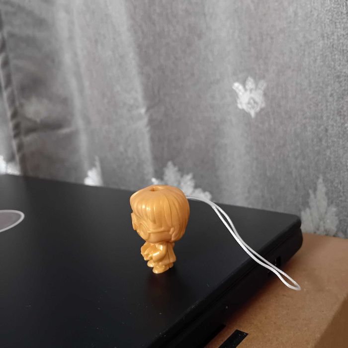 Figurina Harry Potter Gold.